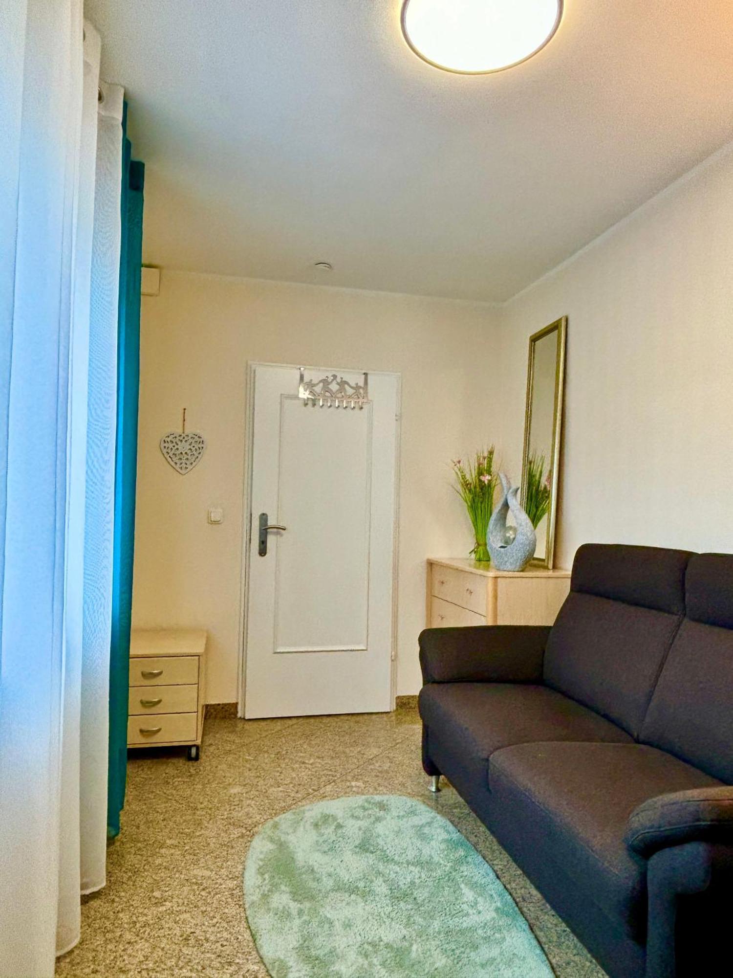 Wolkenzimmer Mit 140 Cm Bett Im Erdgeschoss Seligenstadt Extérieur photo